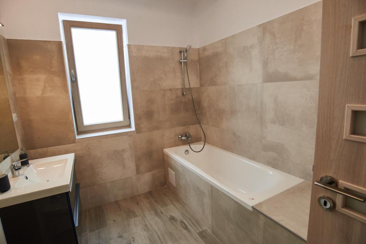 At Central Apartments بوخارست المظهر الخارجي الصورة